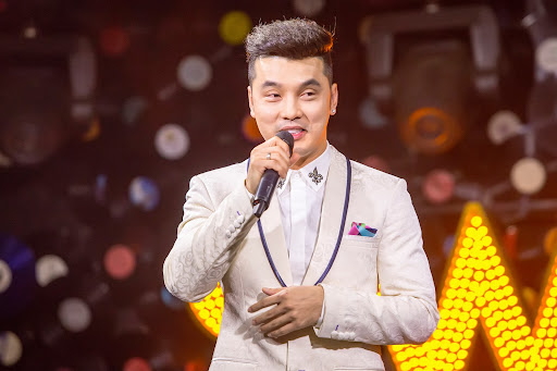 Ưng Hoàng Phúc sinh năm nào