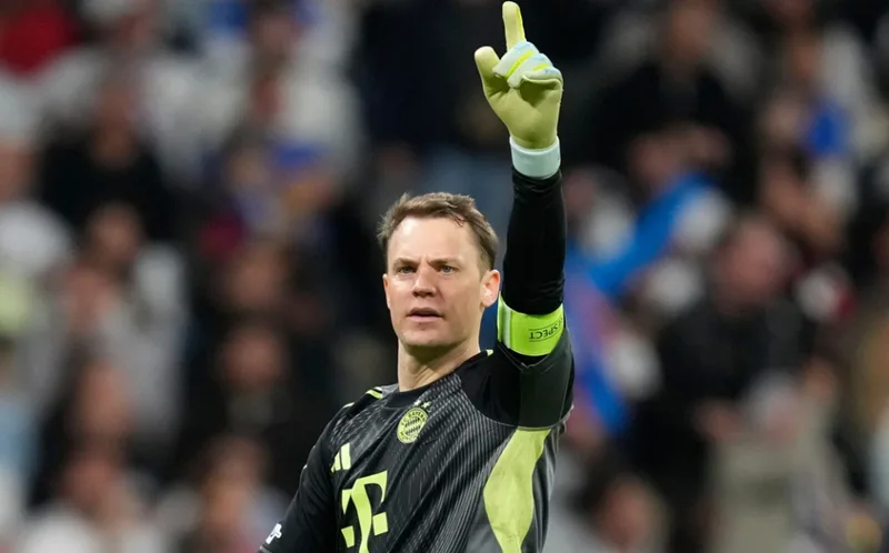 Manuel Neuer – người định nghĩa lại vai trò "Sweeper-Keeper" trong bóng đá hiện đại.