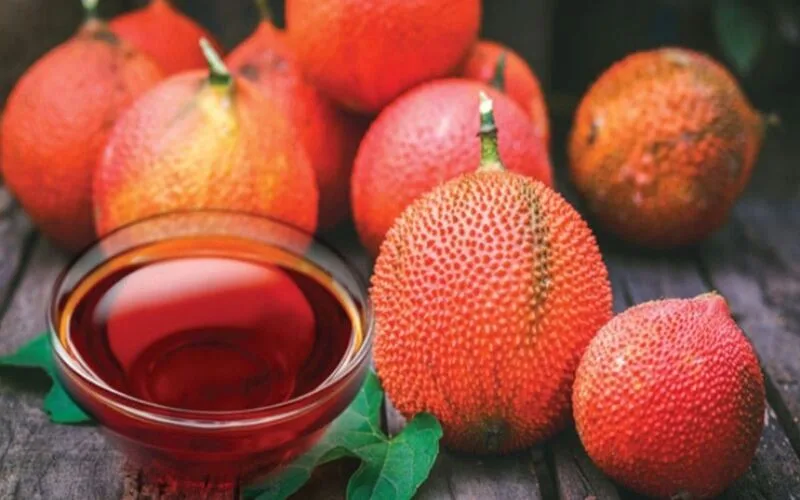 Cách làm dầu gấc dưỡng da tại nhà đơn giản, an toàn và hiệu quả