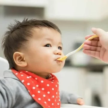 Ăn dặm kiểu Nhật: Phương pháp nuôi dưỡng trẻ khoa học, giúp bé làm quen với thực phẩm